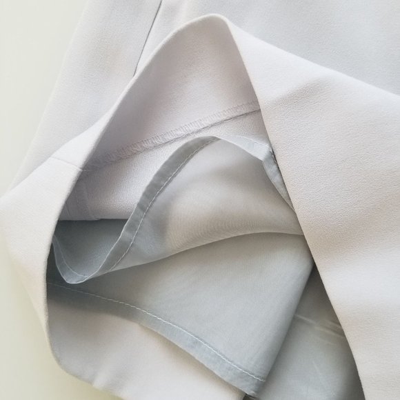 Aritzia Babaton COHEN SHORT TERADO dress shorts - Picture 6 of 8